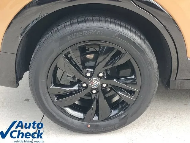 2024 Buick Encore GX Sport Touring photo 8