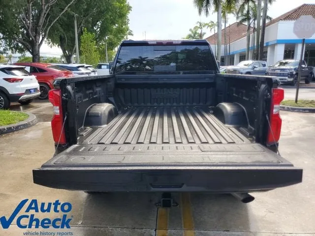 2022 Chevrolet Silverado 2500 HD High Country photo 10