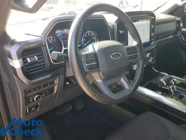 2023 Ford F-150 XLT photo 17