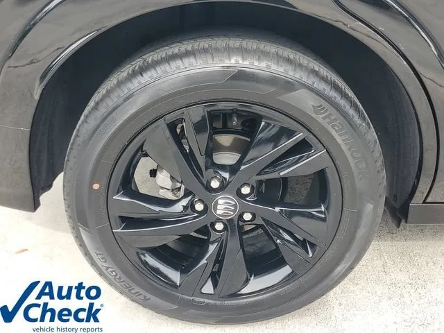2024 Buick Encore GX Sport Touring photo 8