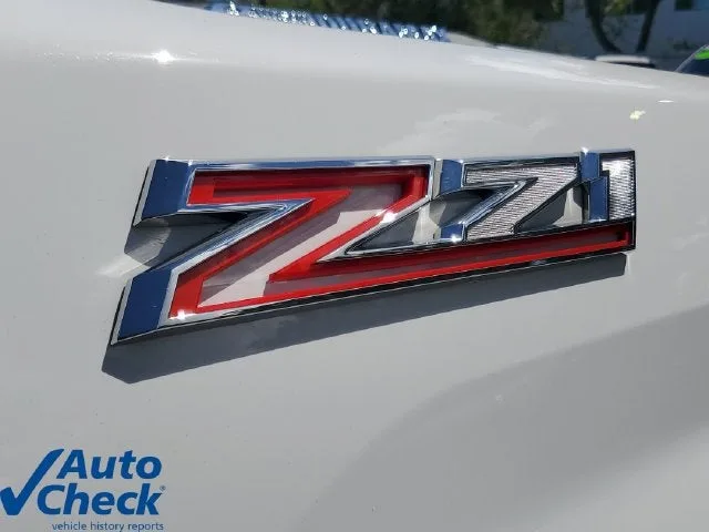 2025 Chevrolet Silverado 3500 HD LTZ photo 8
