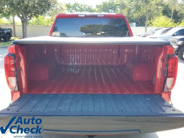 2024 GMC Sierra 1500 Elevation photo 10