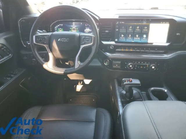 2024 Chevrolet Silverado 1500 RST photo 16