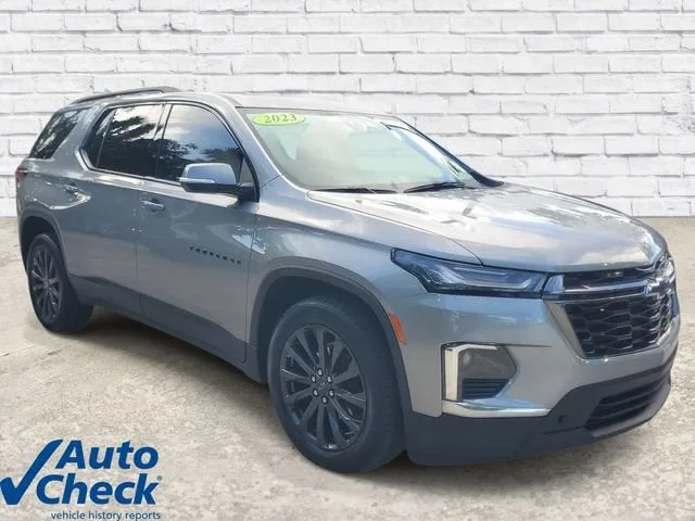 2023 Chevrolet Traverse RS photo 5