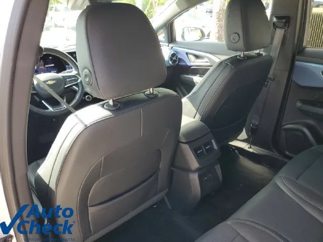 2024 Chevrolet Equinox EV 3LT photo 12