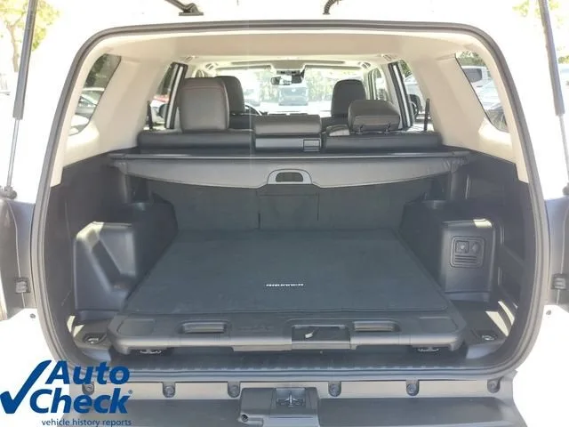 2023 Toyota 4Runner TRD Off Road Premium photo 9