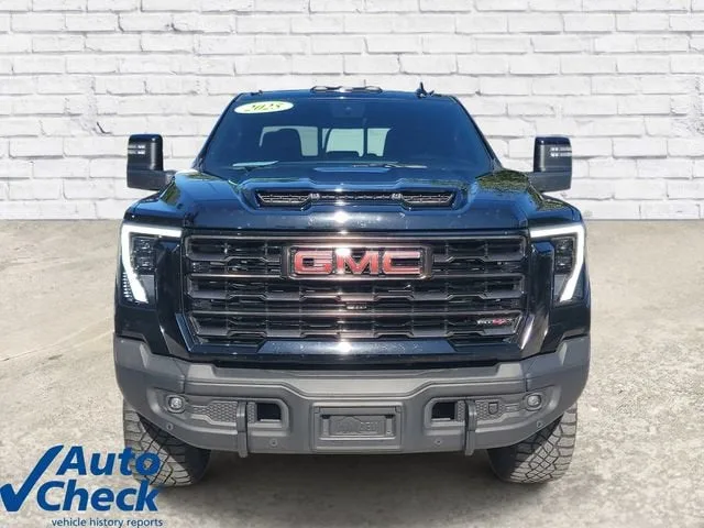 2025 GMC Sierra 2500 HD AT4X photo 6