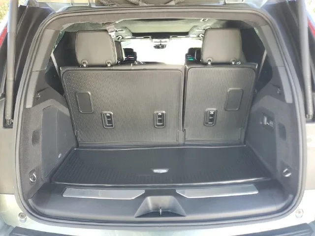 2024 Cadillac Escalade V-Series photo 10