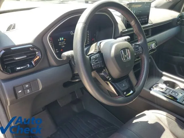 2025 Honda Pilot Black Edition photo 22