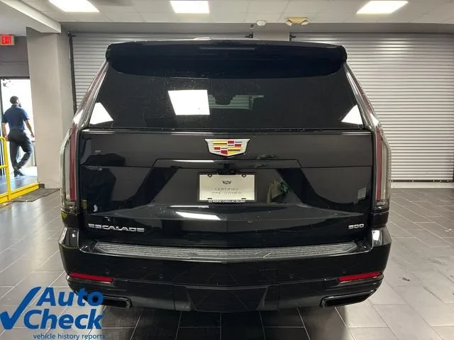 2025 Cadillac Escalade Sport photo 4