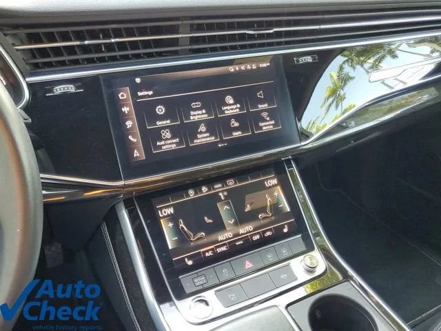 2025 Audi Q7 Premium Plus photo 25