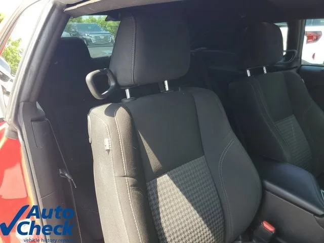 2022 Dodge Challenger SXT photo 13