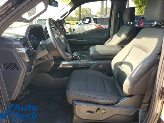 2023 Ford F-150 XLT photo 16