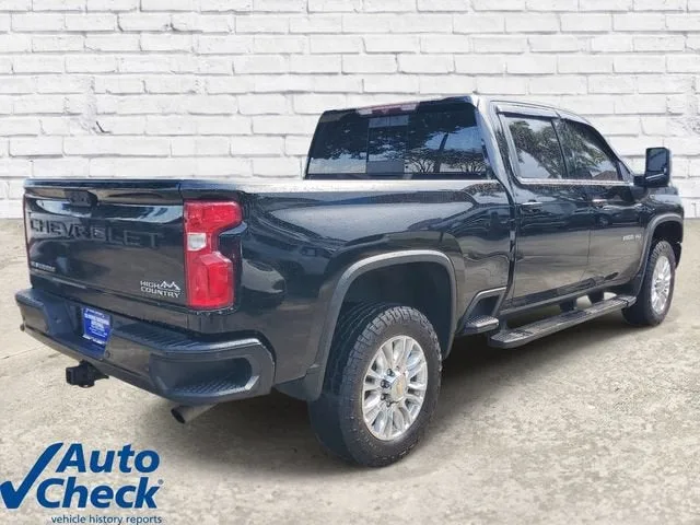 2022 Chevrolet Silverado 2500 HD High Country photo 4