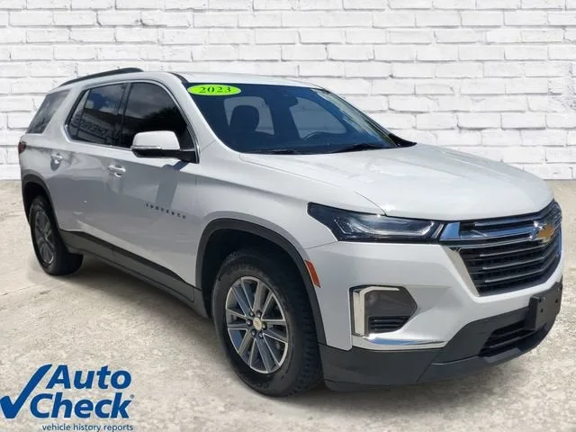2023 Chevrolet Traverse LT Leather photo 5