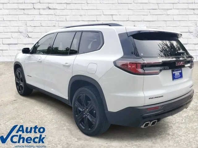 2025 GMC Acadia Elevation photo 2