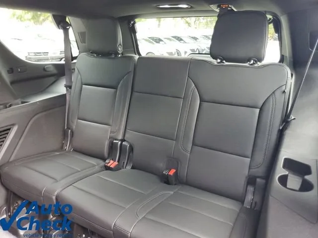 2022 Chevrolet Tahoe LT photo 13