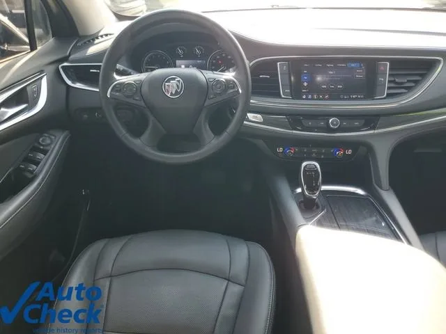 2021 Buick Enclave Essence photo 17