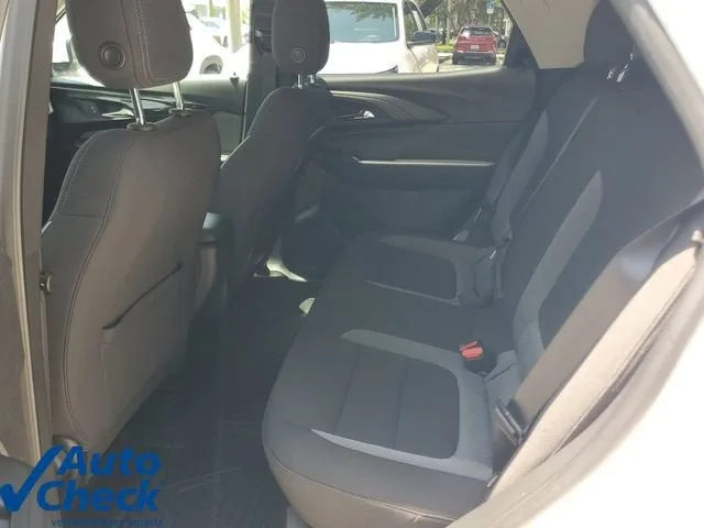 2025 Chevrolet Trailblazer LT photo 11