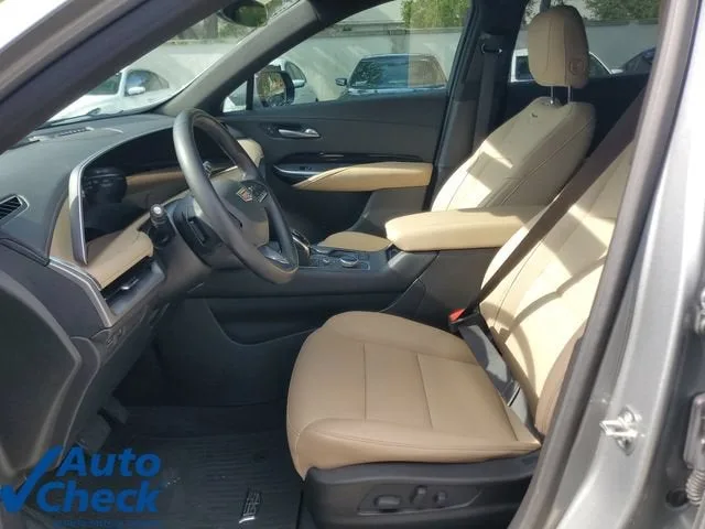 2024 Cadillac XT4 Luxury photo 19