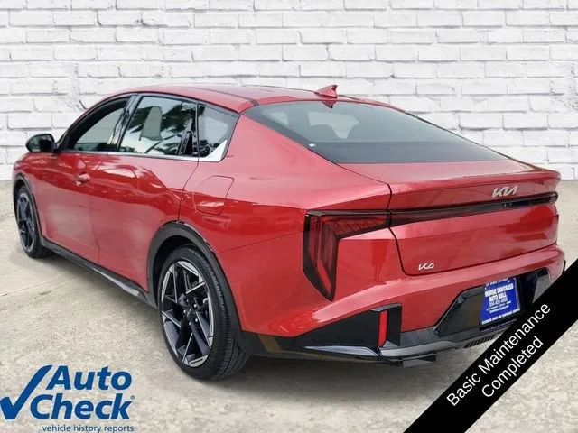 2025 Kia K4 GT-Line photo 2