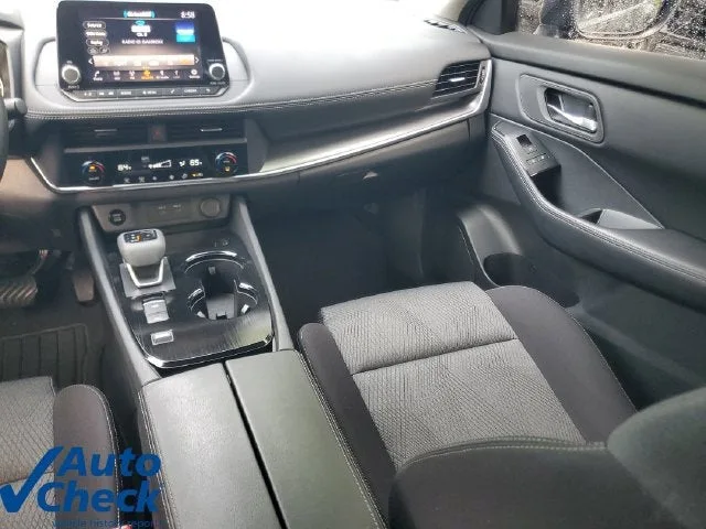 2024 Nissan Rogue SV FWD photo 16