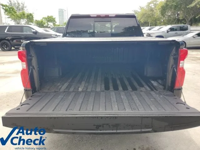 2024 Chevrolet Silverado 1500 High Country photo 10
