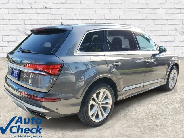 2025 Audi Q7 Premium Plus photo 4