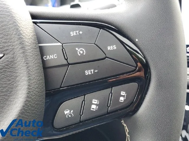 2026 Chrysler Pacifica Limited photo 25