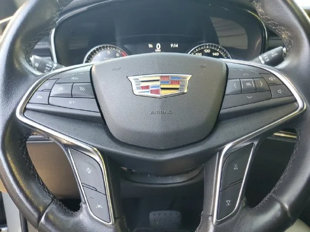 2023 Cadillac XT5 FWD Luxury photo 21