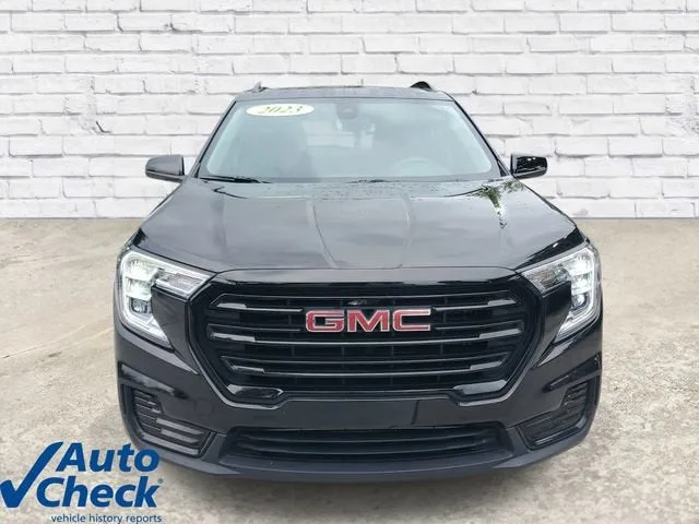 2023 GMC Terrain SLE photo 6