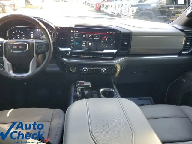 2023 GMC Sierra 1500 SLT photo 14