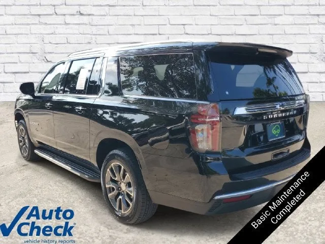 2024 Chevrolet Suburban LS photo 2