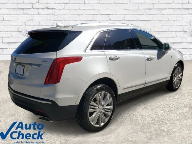 2018 Cadillac XT5 Premium Luxury FWD photo 4