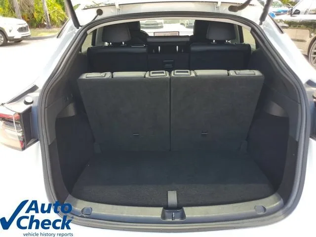 2021 Tesla Model Y Long Range photo 9