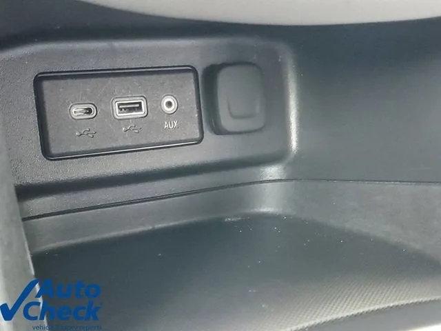 2024 Chevrolet Equinox LS photo 26