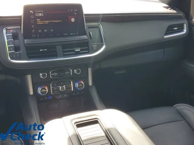 2023 GMC Yukon SLT photo 18