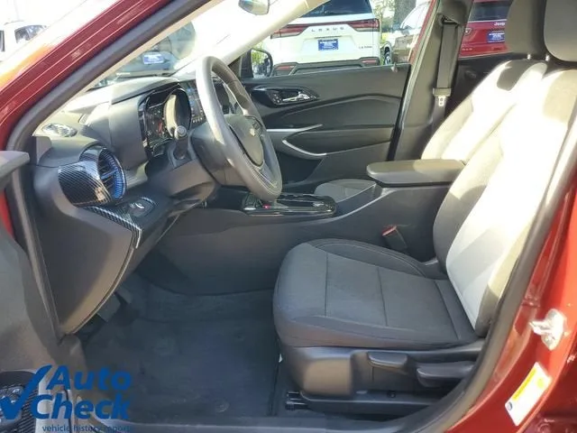 2024 Chevrolet Trax LS photo 17