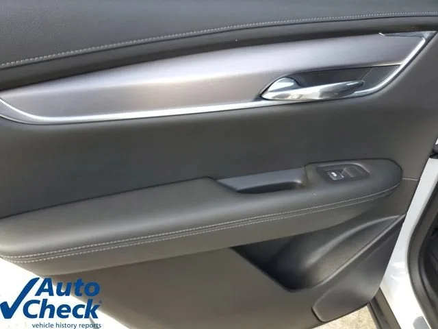 2024 Cadillac XT6 Luxury photo 15