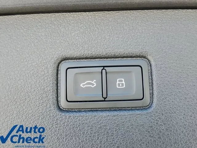 2025 Audi Q7 Premium Plus photo 10