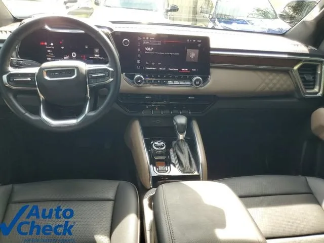 2024 GMC Canyon Denali photo 14