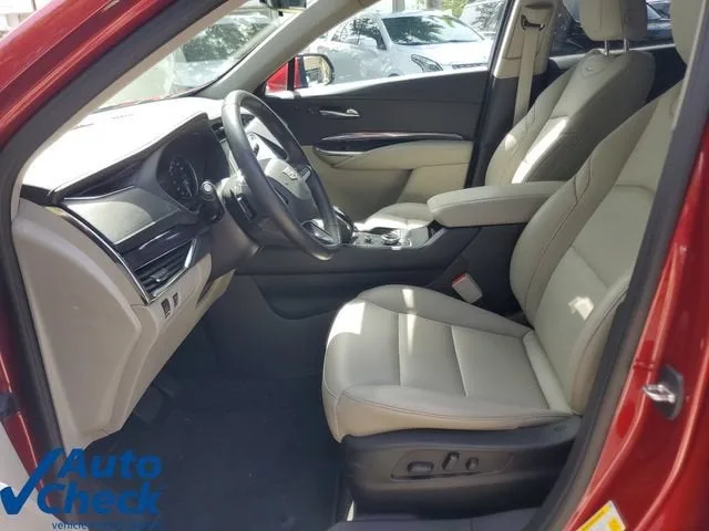 2023 Cadillac XT4 Luxury photo 18