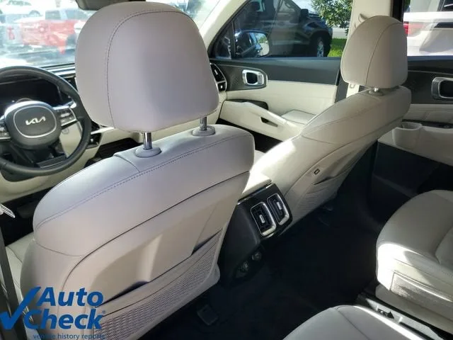 2023 Kia Sorento SX photo 12