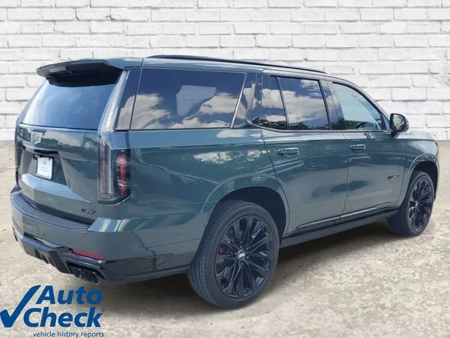 2026 Cadillac Escalade V-Series photo 4