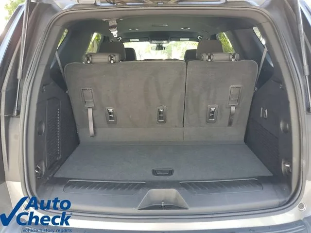 2022 Chevrolet Tahoe LS photo 9