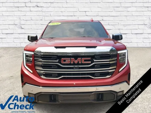 2024 GMC Sierra 1500 SLT photo 2