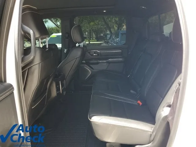 2023 RAM 1500 Limited photo 16
