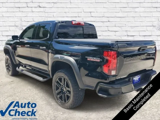 2023 Chevrolet Colorado Trail Boss photo 2