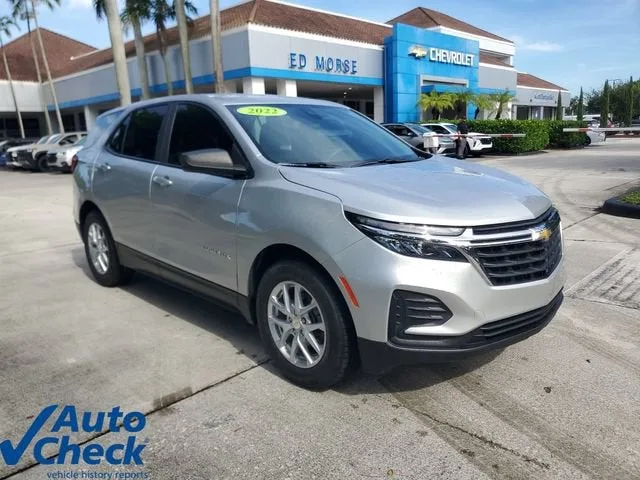 2022 Chevrolet Equinox LS photo 5