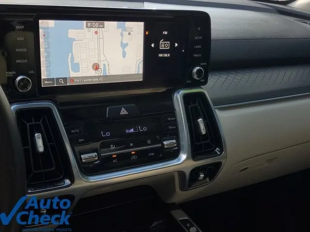 2023 Kia Sorento SX photo 25